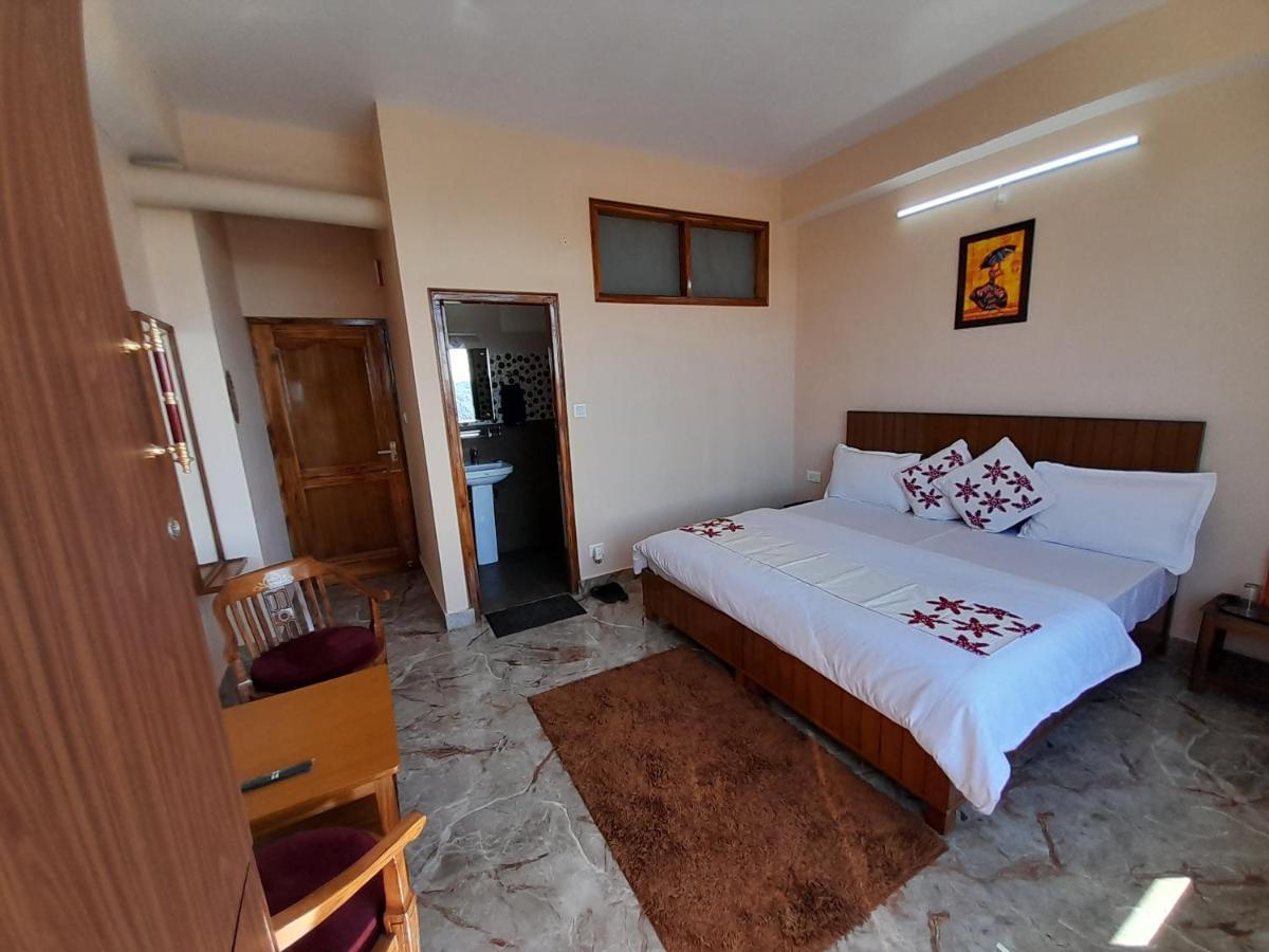 Appartamento Mountain And Peace Shimla Esterno foto