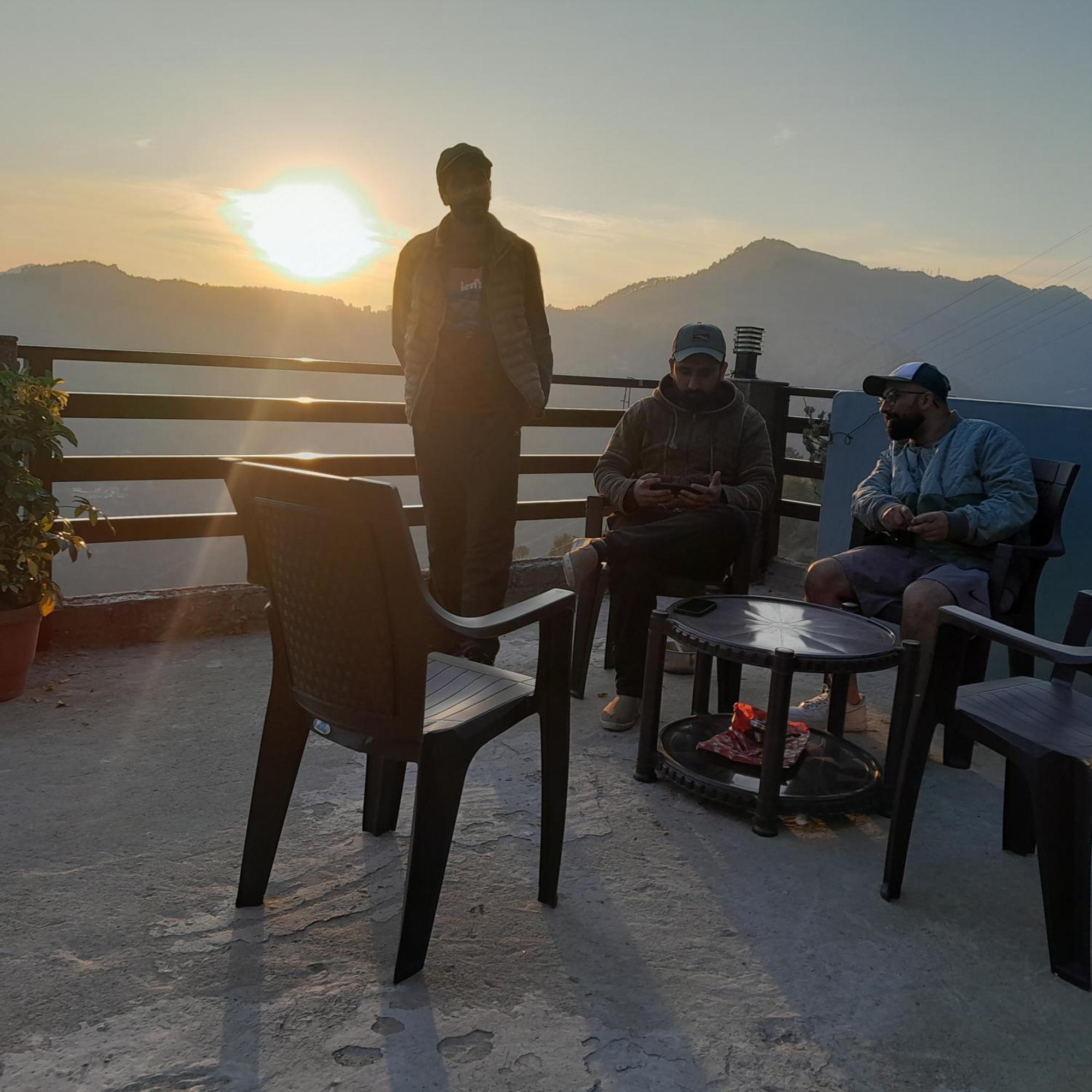 Appartamento Mountain And Peace Shimla Esterno foto
